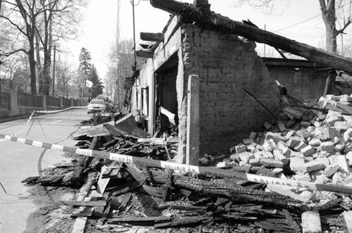 Das zerstoerte Haus in Vitkov. (Foto: Martin Kus)
